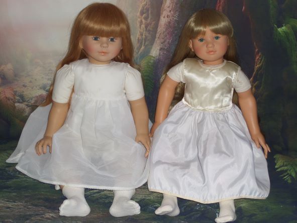 Poupées Corolle Angeline et Noëlle 75 cm Comparaisons